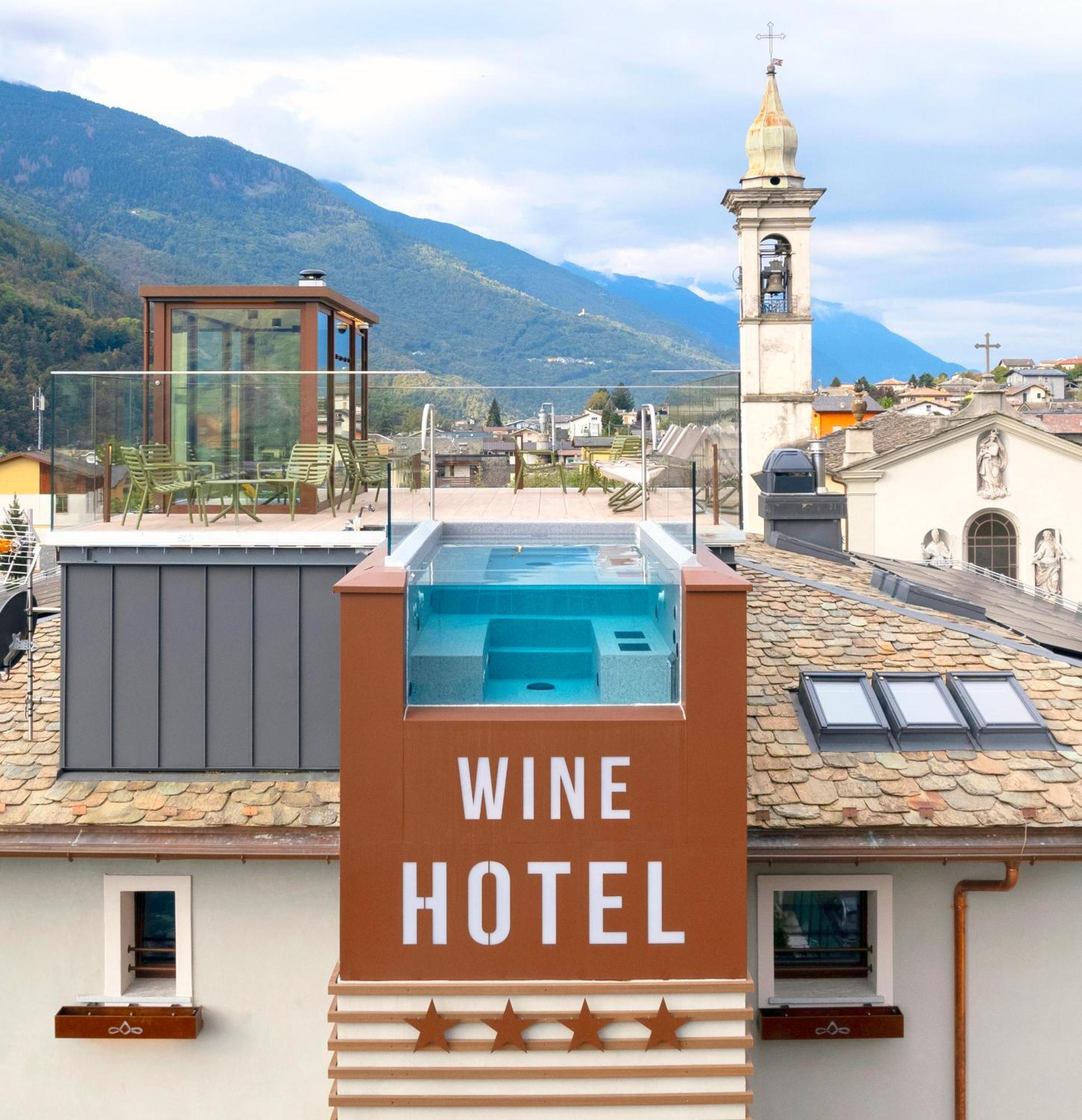 Wine Hotel San Carlo - Relais & Spa Chiuro Dış mekan fotoğraf