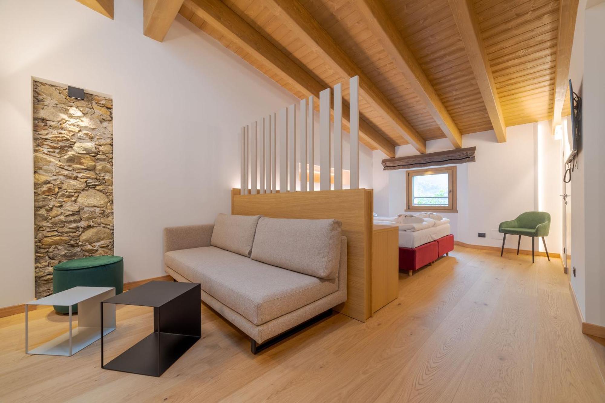 Wine Hotel San Carlo - Relais & Spa - Boutique Hotel Chiuro Dış mekan fotoğraf