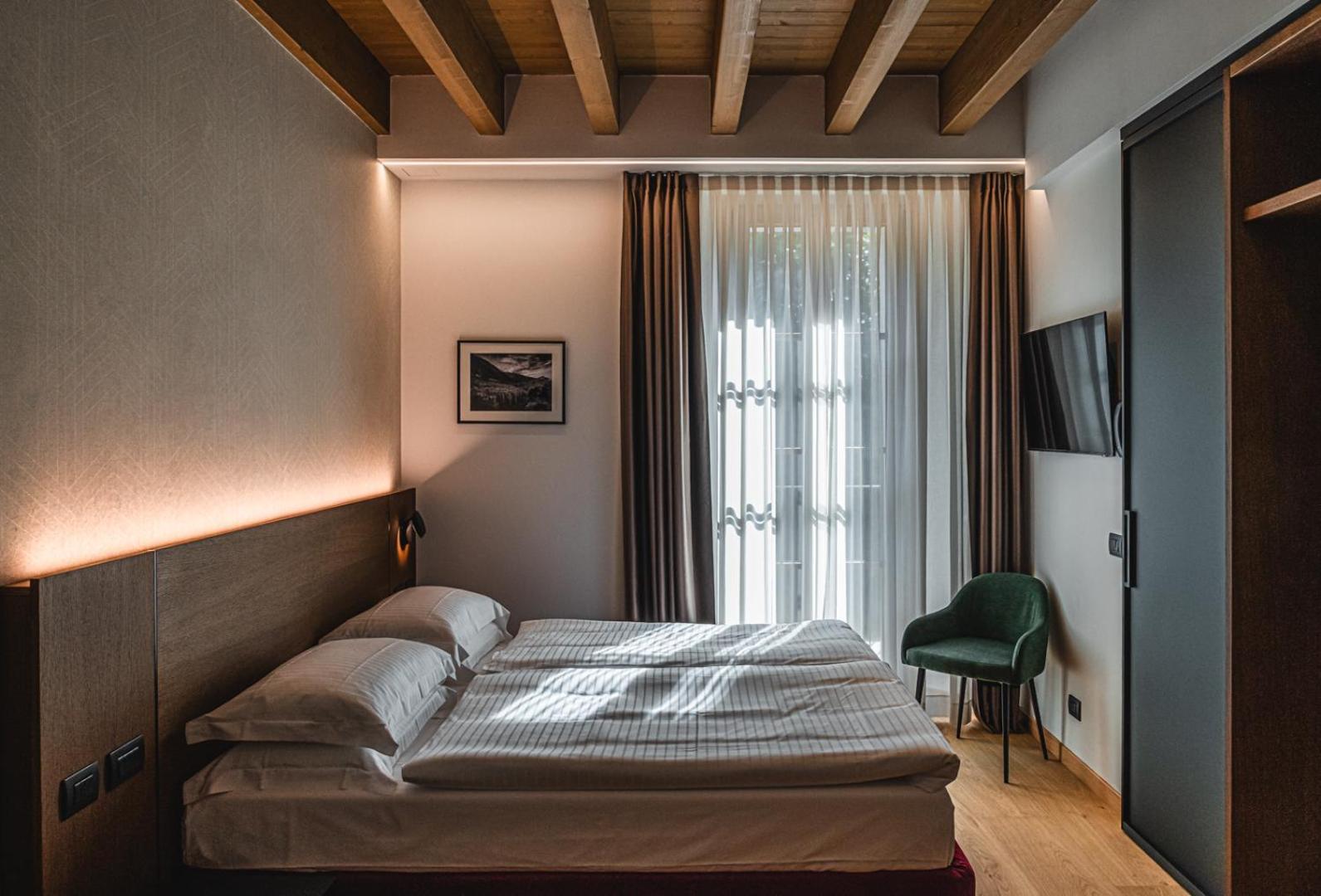 Wine Hotel San Carlo - Relais & Spa - Boutique Hotel Chiuro Dış mekan fotoğraf
