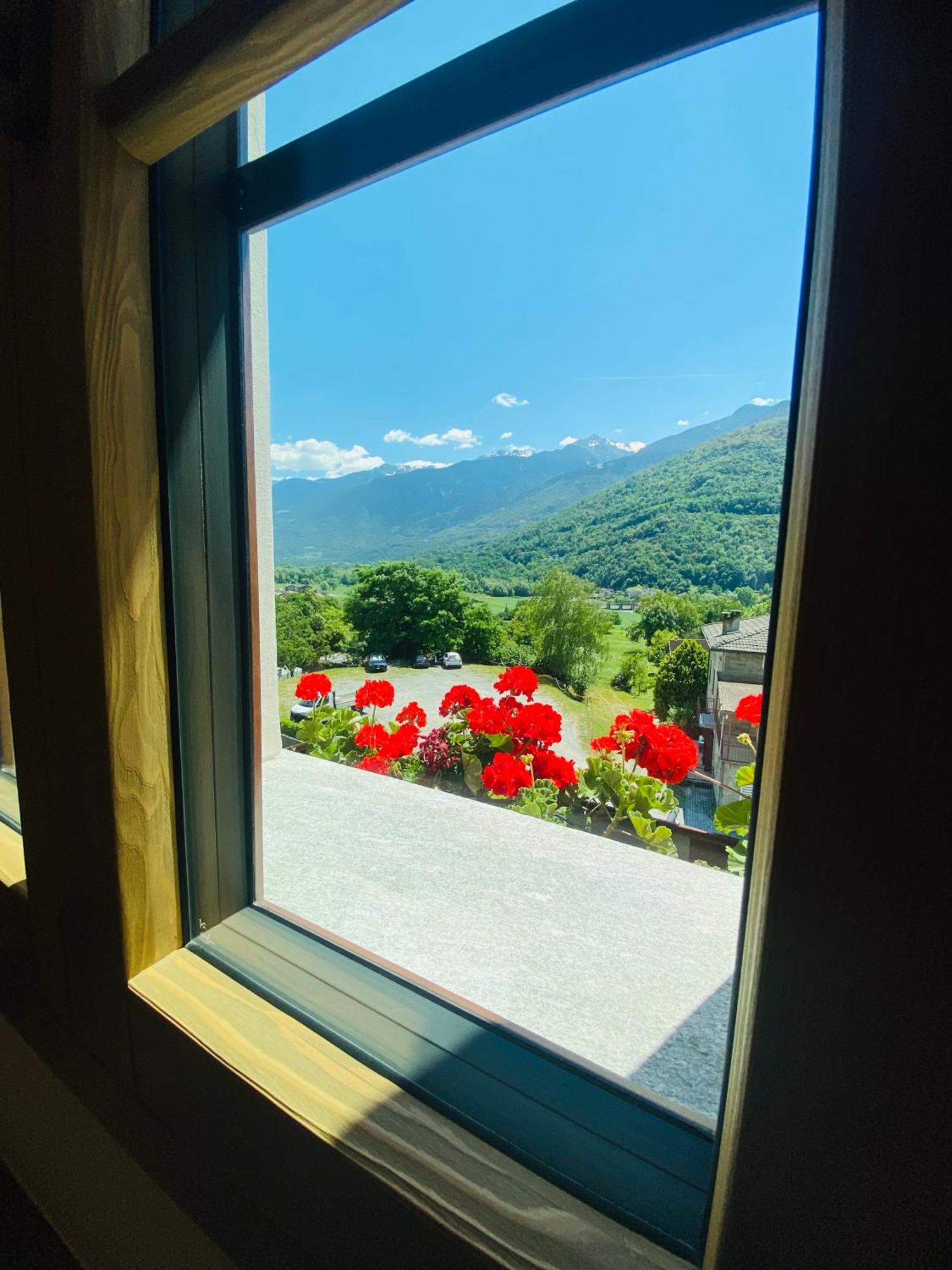 Wine Hotel San Carlo - Relais & Spa - Boutique Hotel Chiuro Dış mekan fotoğraf