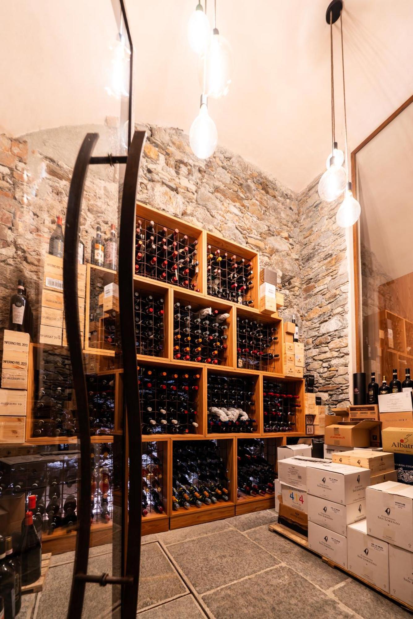 Wine Hotel San Carlo - Relais & Spa - Boutique Hotel Chiuro Dış mekan fotoğraf