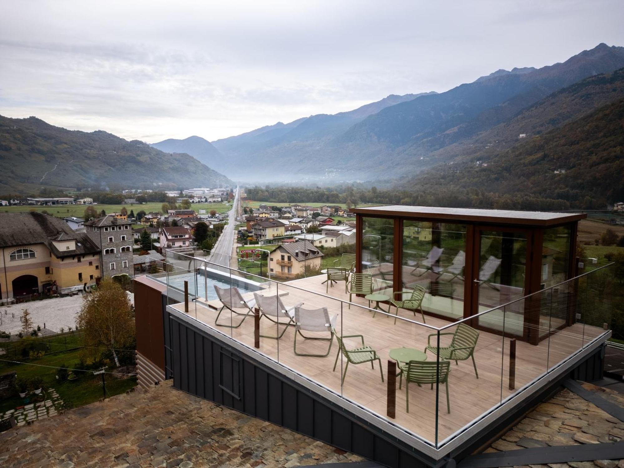 Wine Hotel San Carlo - Relais & Spa - Boutique Hotel Chiuro Dış mekan fotoğraf