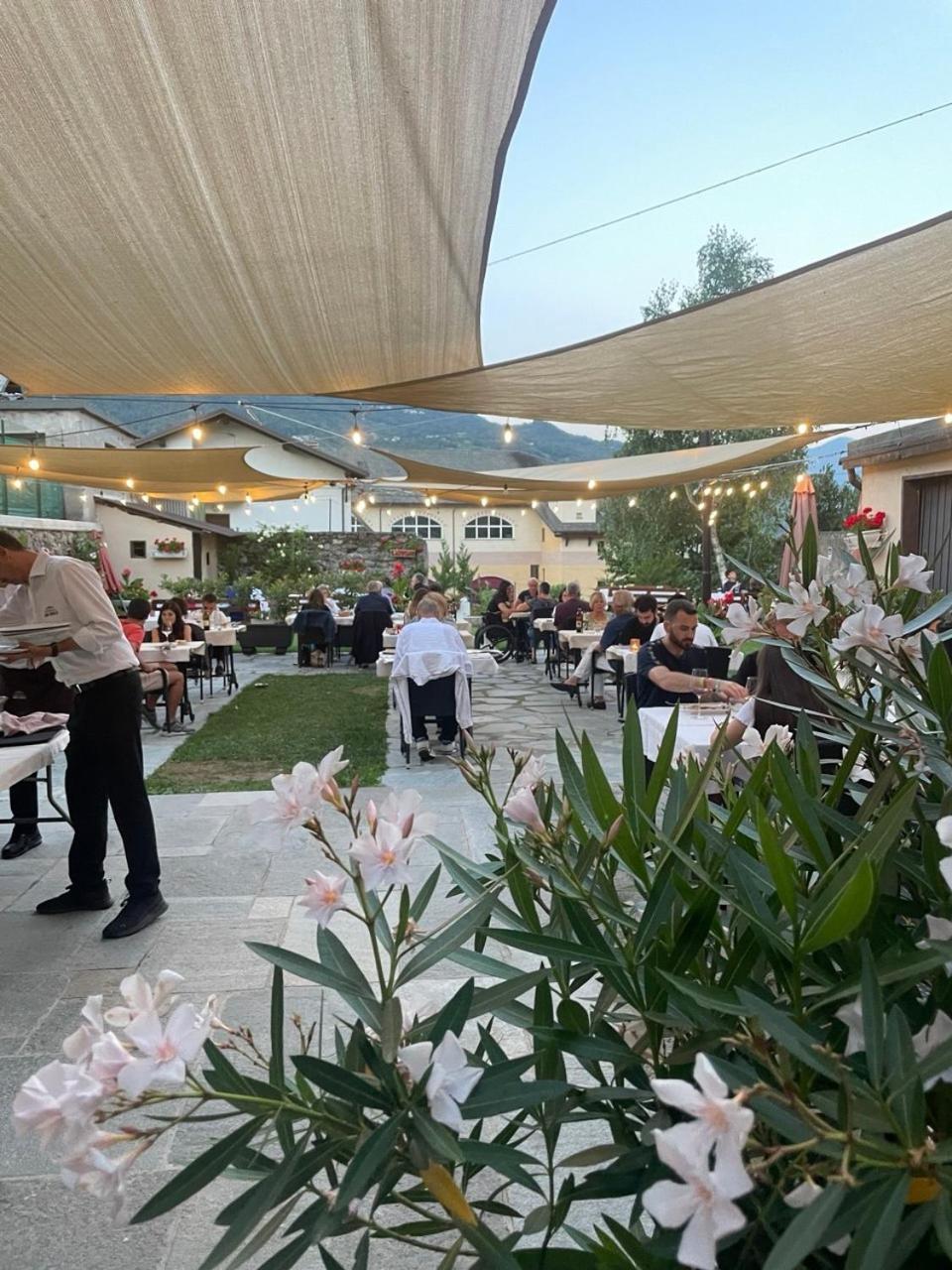 Wine Hotel San Carlo - Relais & Spa - Boutique Hotel Chiuro Dış mekan fotoğraf